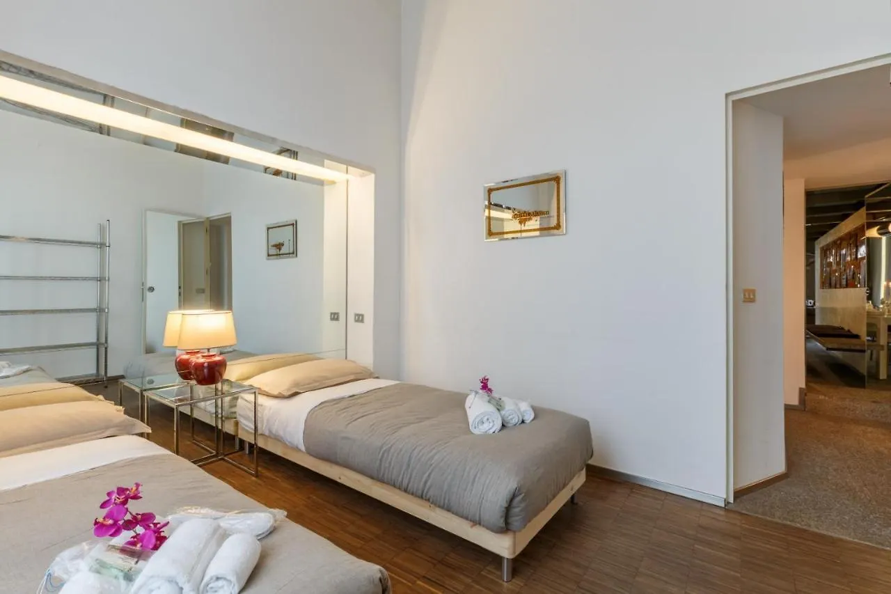 Апартаменты Design Suite In Corso Como Милан