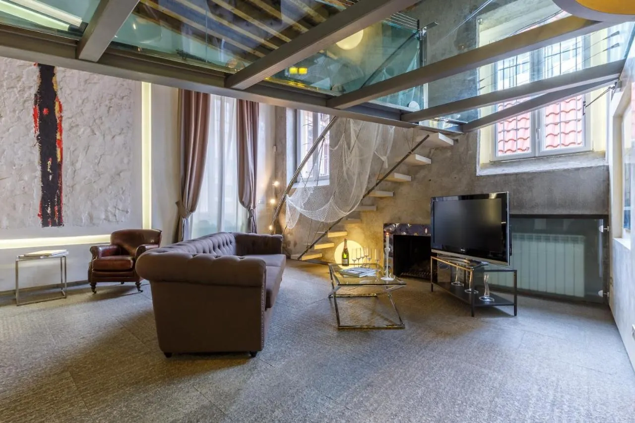 Design Suite In Corso Como Милан 0*,